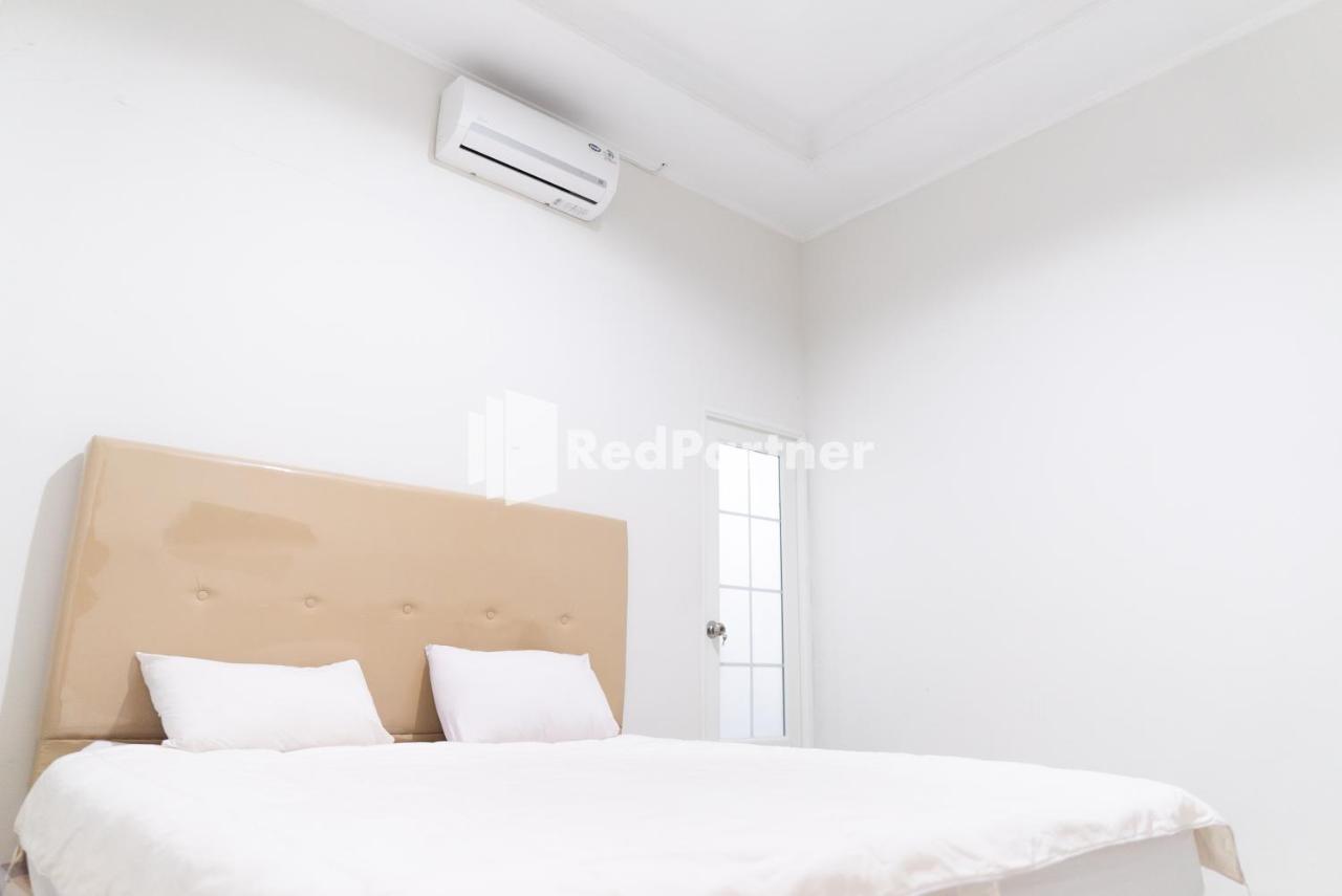 Wisma Narada 2 Lampung Mitra Reddoorz Bandar Lampung Esterno foto